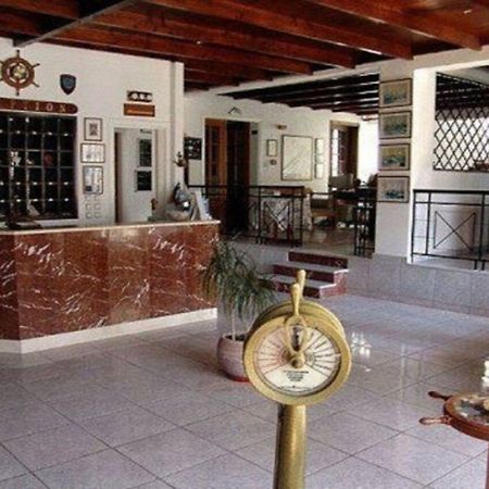 Christos Makrinos Rooms Adamantas  Exterior photo